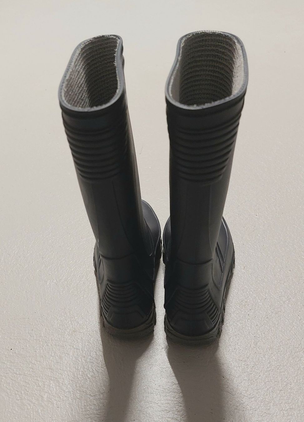 Schuhe für Jungen: Regenstiefel Grösse 28 – Gebraucht aus Hefenhofen von mar_pm5k 2