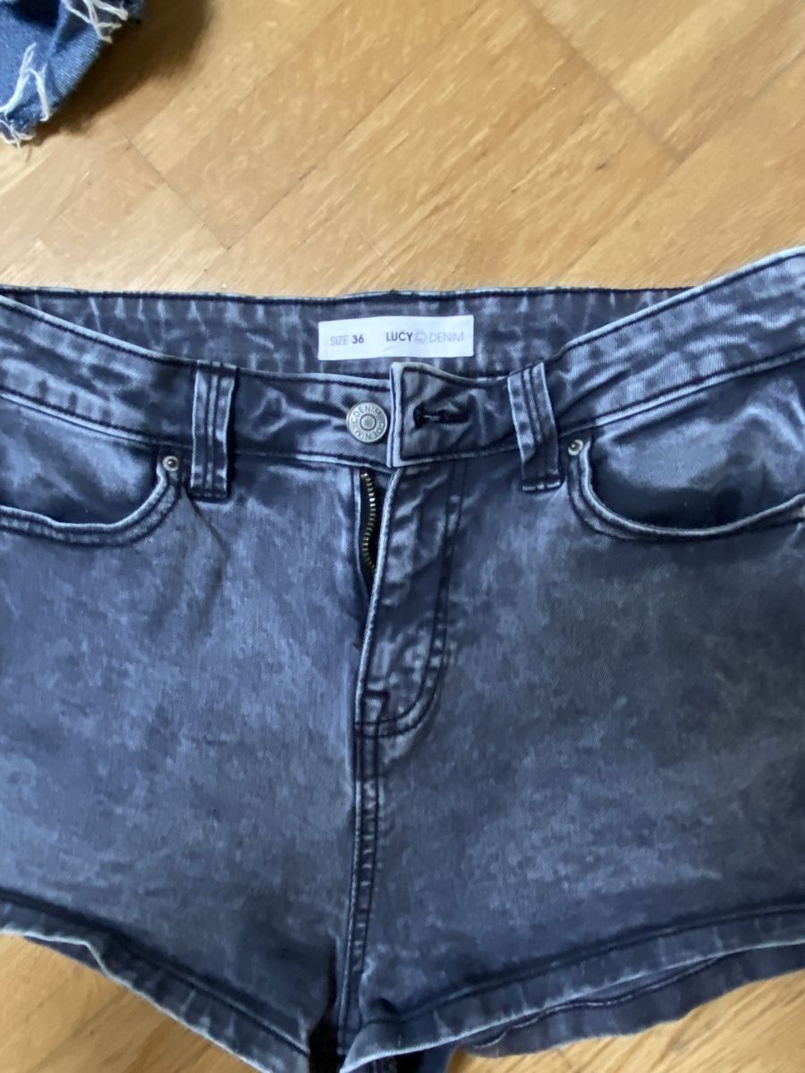 Jeans: Hotpants – Usato da Luzern venduto da oli_6x2r 1