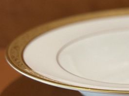 Service d'Exception ! Raynaud Limoges Modèle Ambassador 88 p