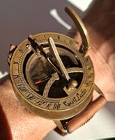 Armband-Sonnenuhr. Steampunk-Design + integriertem Kompass!