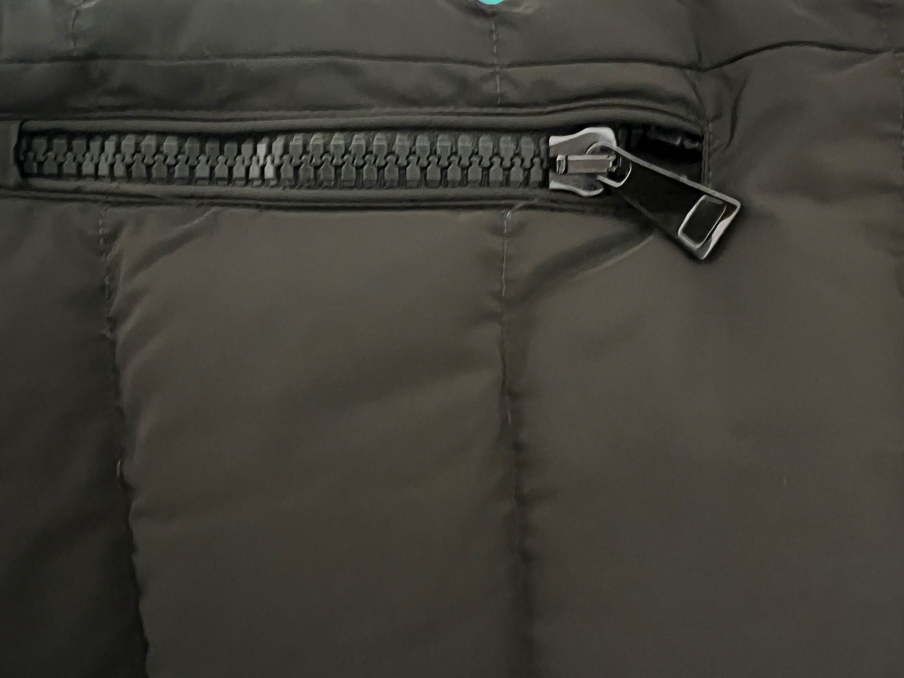 Moncler Giacche: Moncler Daunenjacke dunkelgrün – Usato da Uitikon Waldegg venduto da chrigi.ruch 8