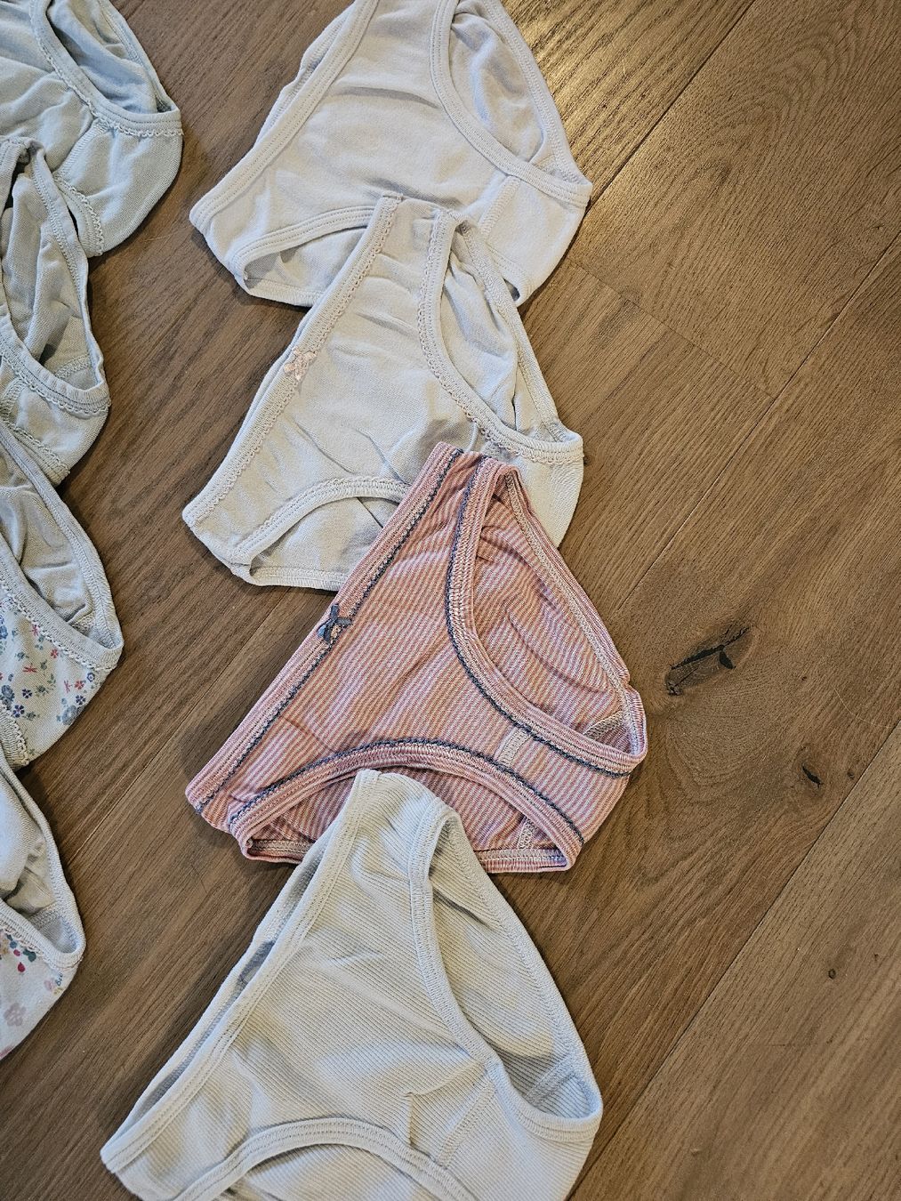 Petit Bateau Biancheria intima: Petit Bateau Set Unterwäsche 116 – Usato da Buch am Irchel venduto da Potzblitz2 1