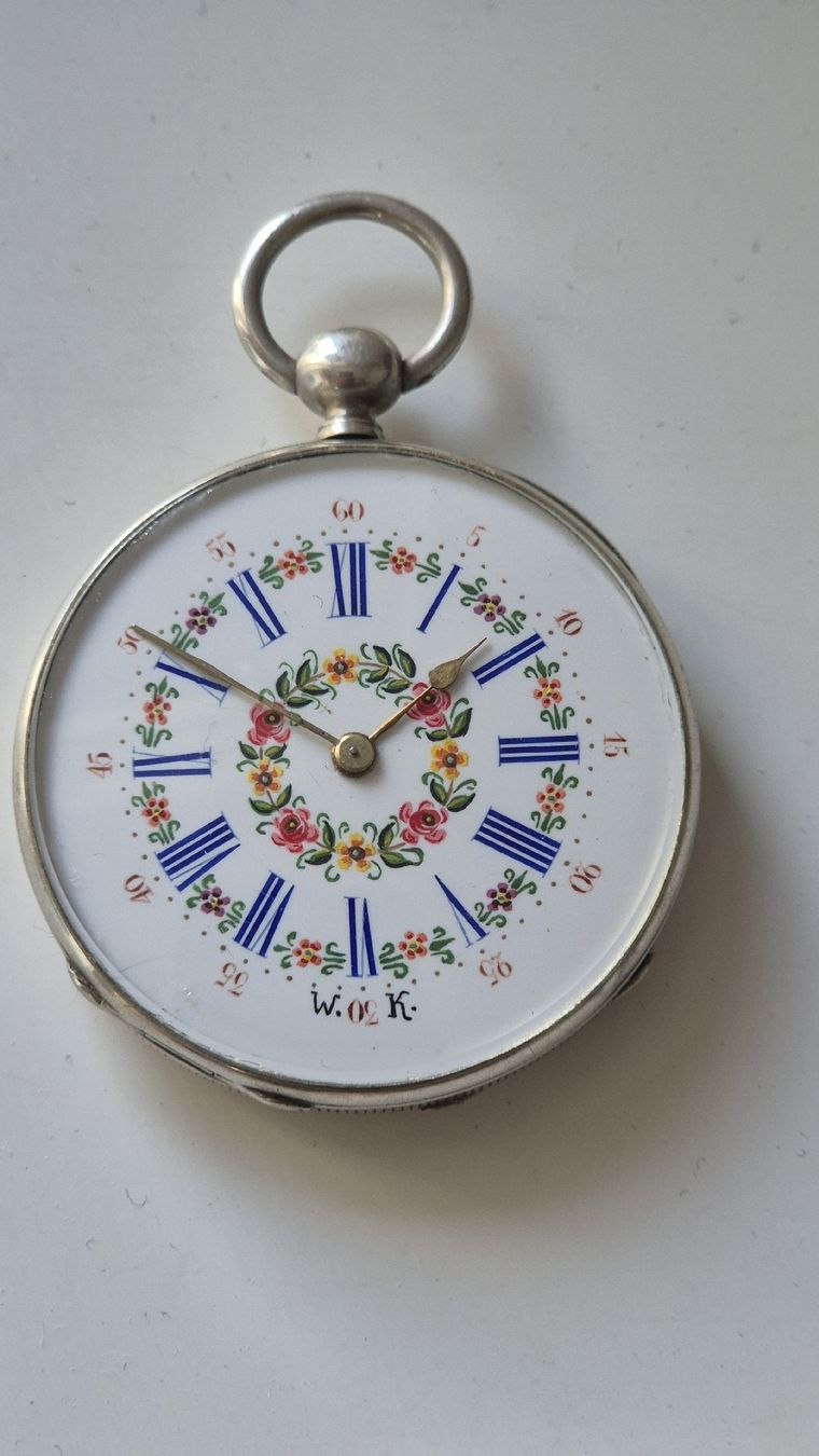 Montres: Rare Trachtenuhr mit handbemaltem Zifferblatt, W. Keller – D'occasion à Marbach SG par Zippo1401