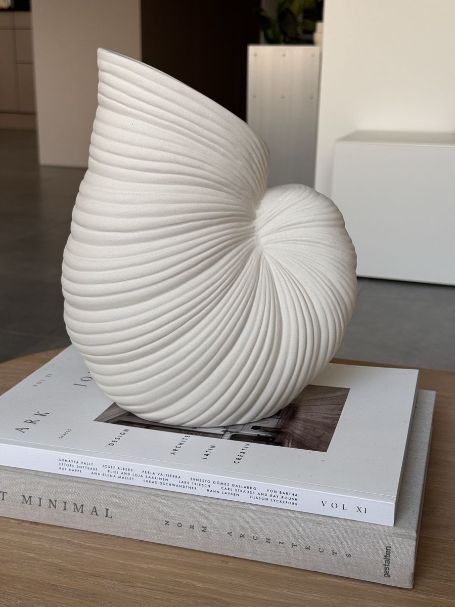 Ferm living Tutte le decorazioni: Ferm Living Shell Muschel Vase – Nuovo e nell'imballaggio originale da Waltenschwil venduto da cig_vrq5 5