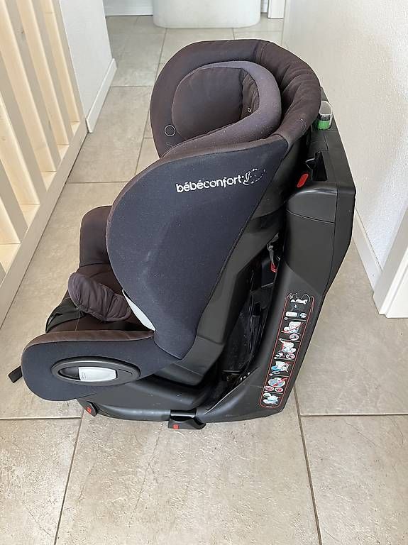 Seggiolini per auto: Siège auto pivotant Bébé Confort  bon état – Usato da Torny-le-Grand venduto da Foxy80