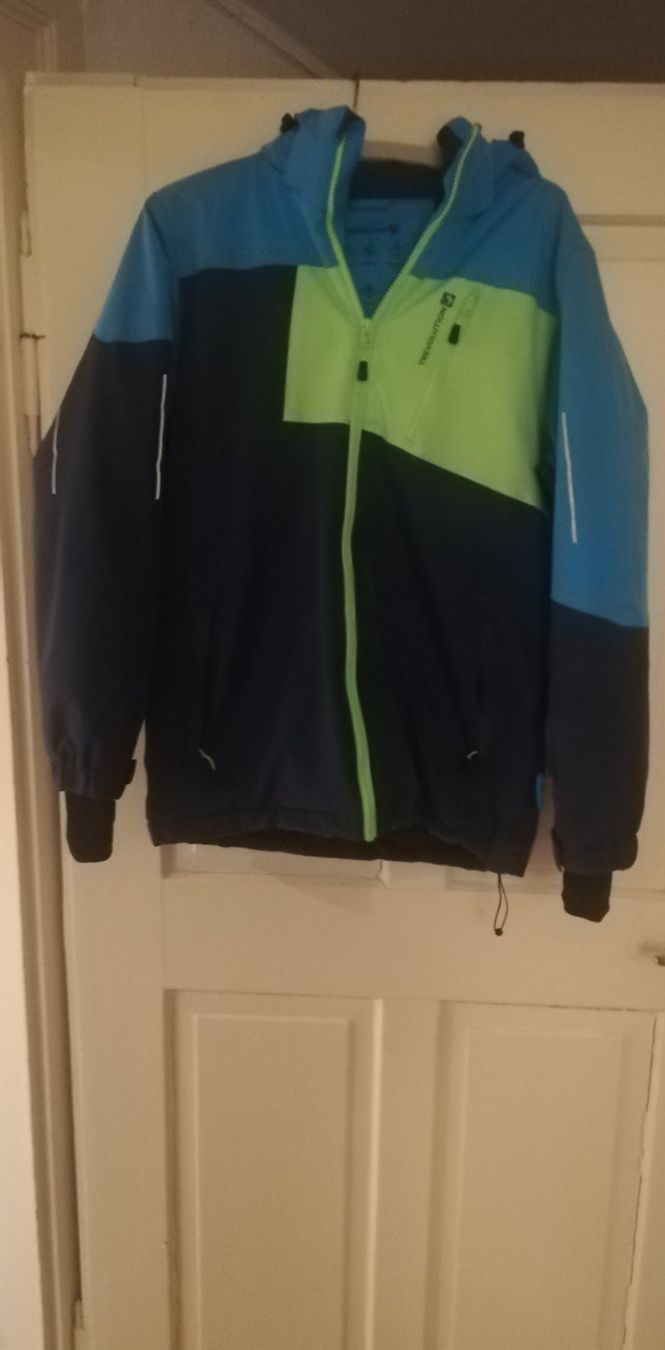 Trevolution Giacche & Cappotti: WinterJacke, Grösse 176, Trevolution – Usato da Bühler venduto da Frohkost