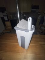 Neuwertiger Putzeimer mit Mop - Einfach sauber machen!