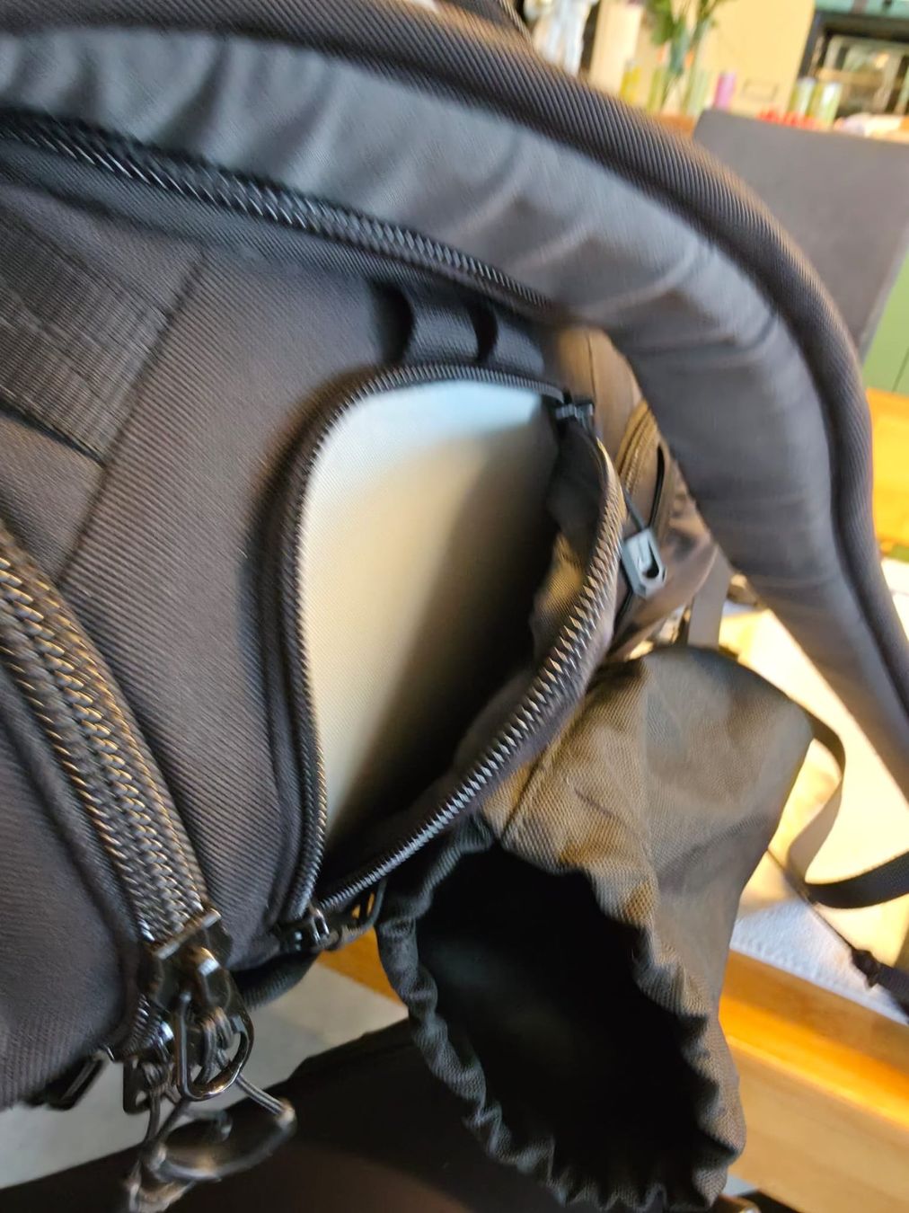 Lowepro Zaini: Lowepro ProTactic BP 350 AW II Rucksack – Usato da Schöfflisdorf venduto da Usserdorf 7