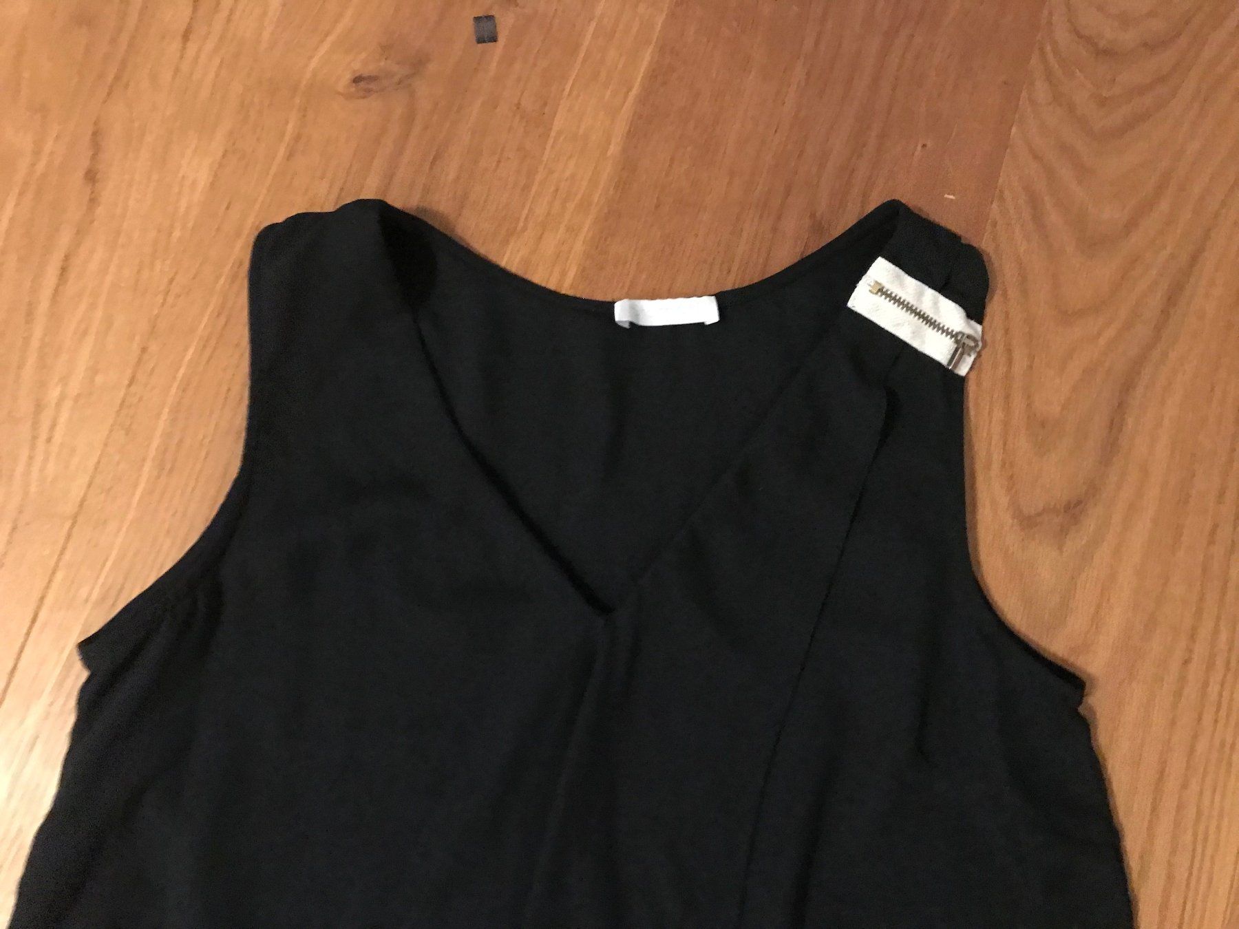 T-shirt: 4 Oberteile Gothic mit Tüll Spitze oder Dekoreissverschluss – Usato da Freudwil venduto da Feenland2010 1