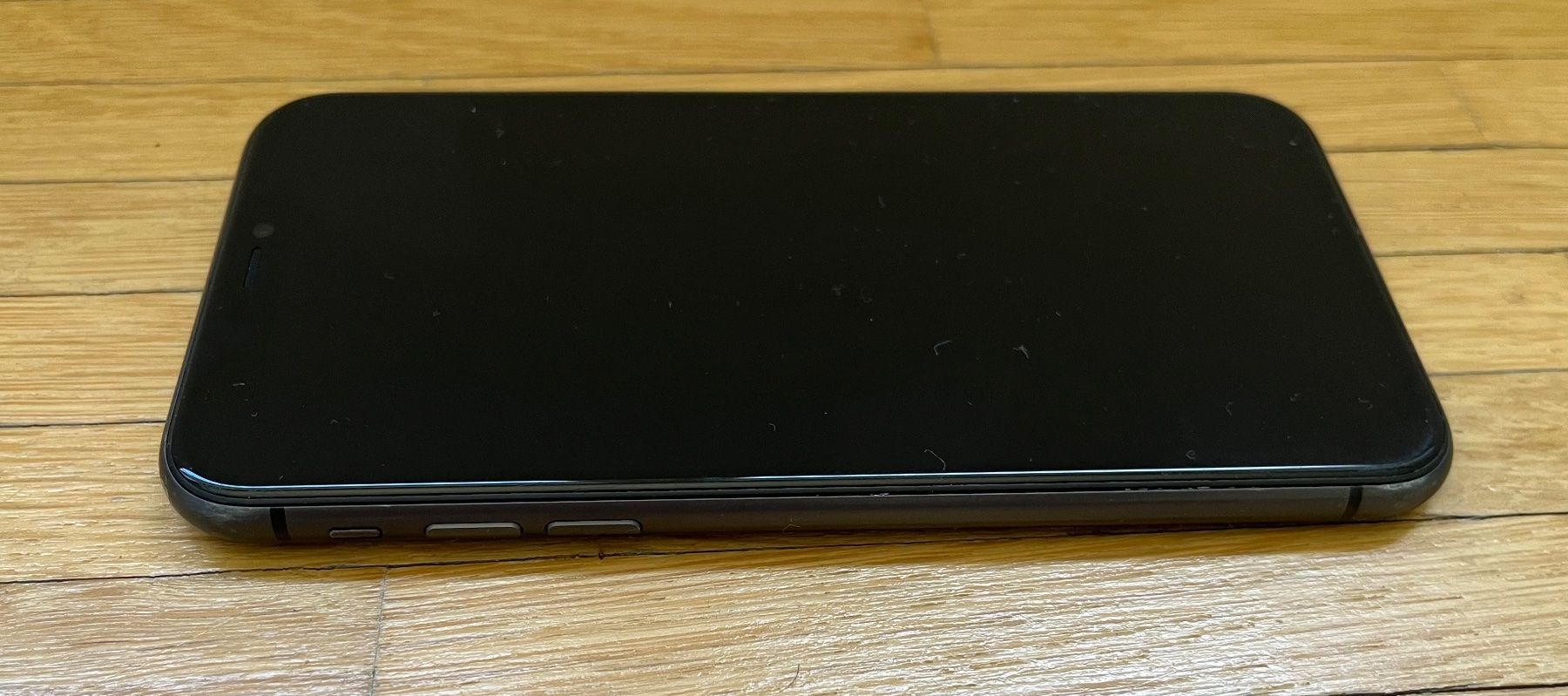 Apple Telefoni cellulari / Smartphones: iPhone 11 64 GB schwarz – Usato da Rüti ZH venduto da Mazsola777 7