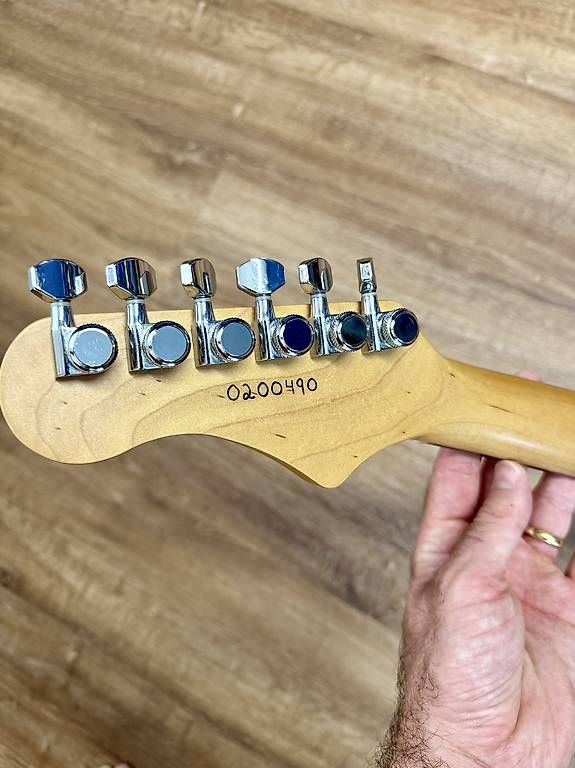 Strumenti musicali: Harmony Silhouette Slate + Mastery Bridge – Usato da Gelterkinden venduto da lullingsounds 4
