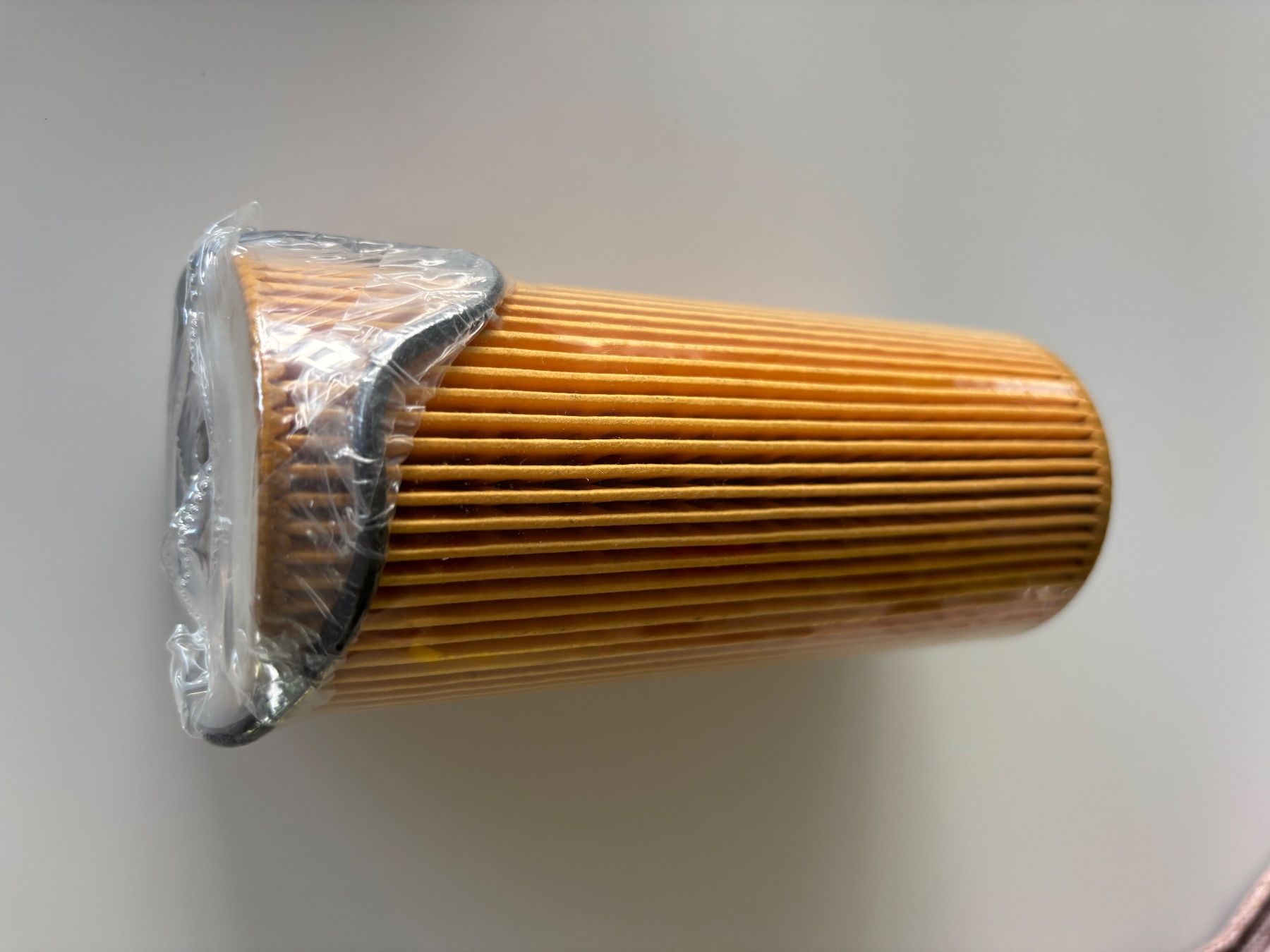 BMW Toutes les pièces auto: Oil Filter BMW X5 E53 – Neuf avec emballage d'origine à Walenstadt par Pschmid123 1