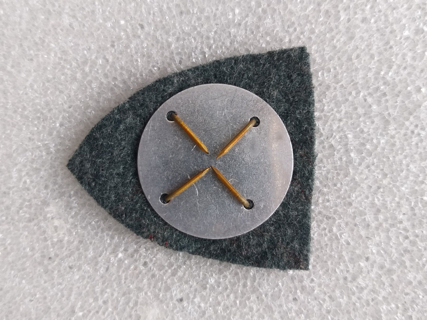 Placchette & Badge: Richterabzeichen auf Stoff Variante 2 – Usato da Bauma venduto da SwissMilitaria 1