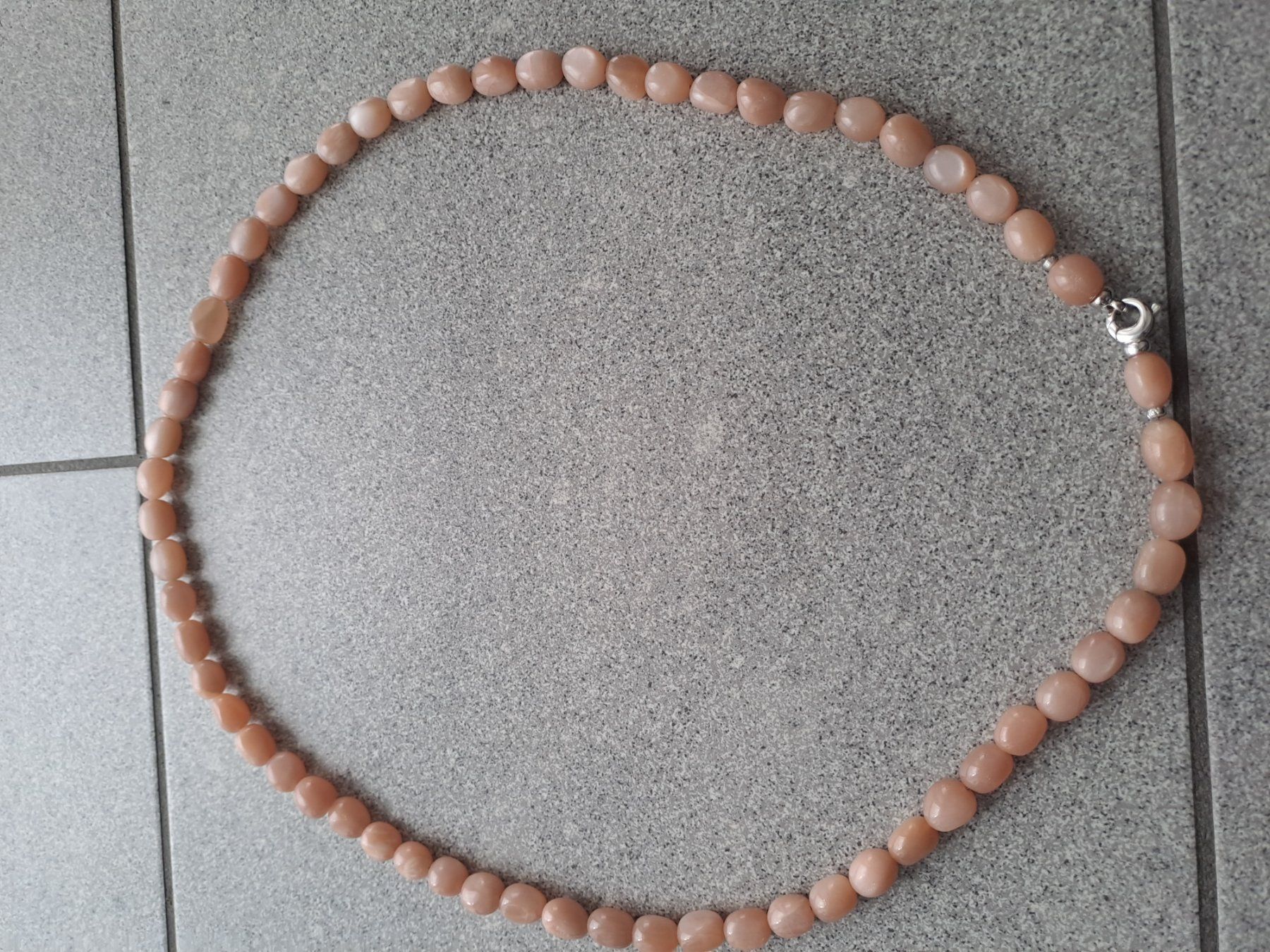 Catenine: Halskette Mondstein 80 cm – Nuovo (secondo la descrizione) da Aadorf venduto da rilex