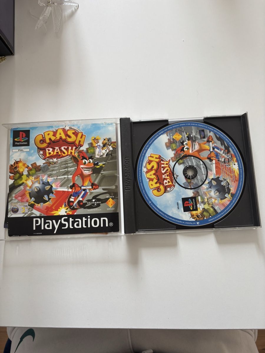 Giochi: Crash Bash, PS1, jeu complet en excellent état de marche – Usato da La Chaux-de-Fonds venduto da DANIELA19961996 1