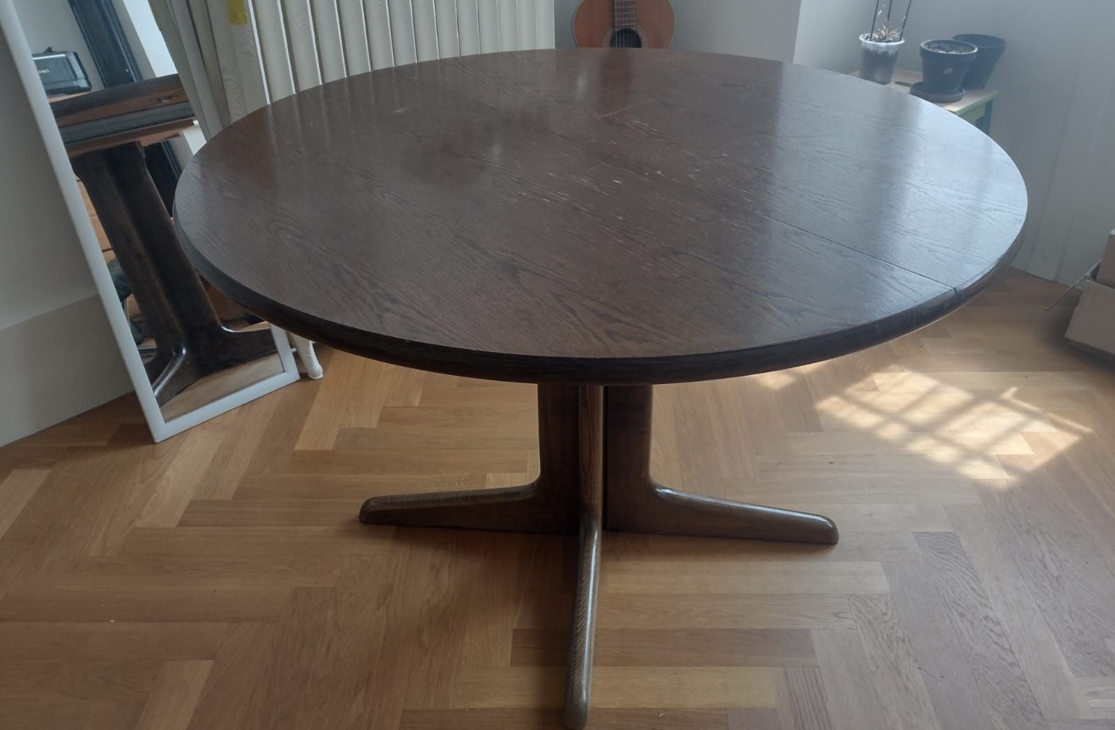 Tavoli: Oval Extension Dining Table Dark Wood good condition – Usato da Waldenburg venduto da dis_9jl6 1