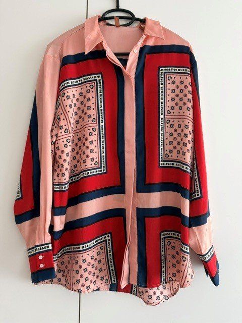 Maison Scotch Camicette: Scotch & Soda Seidenbluse S im Ethno-Muster – Usato da Bern venduto da howi72