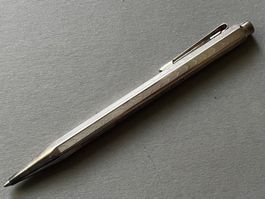 Caran d’Ache Ecridor Kugelschreiber versilbert POLYPRINT cz
