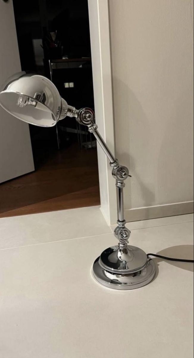 Lampade: Chrome Adjustable Desk Lamp / Table Lamp – Usato da Dübendorf venduto da kko_7xld 1