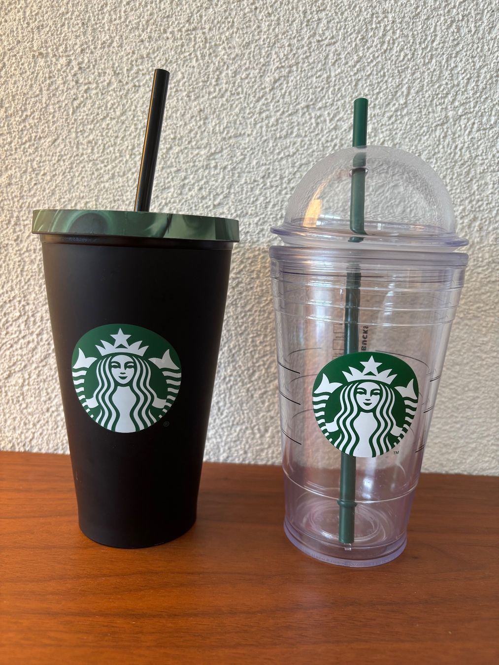 Contenitori & Simili: Trinkbecher Duo Starbucks – Usato da Büsserach venduto da vimeco.43