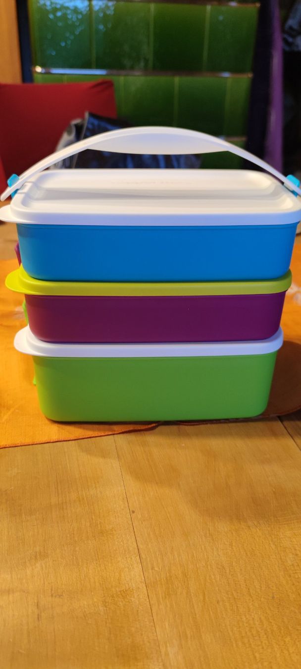 Tupperware Behälter & Ähnliches: Tupper Lunch Box Set (3) – Neu und originalverpackt aus Schweizersholz von
