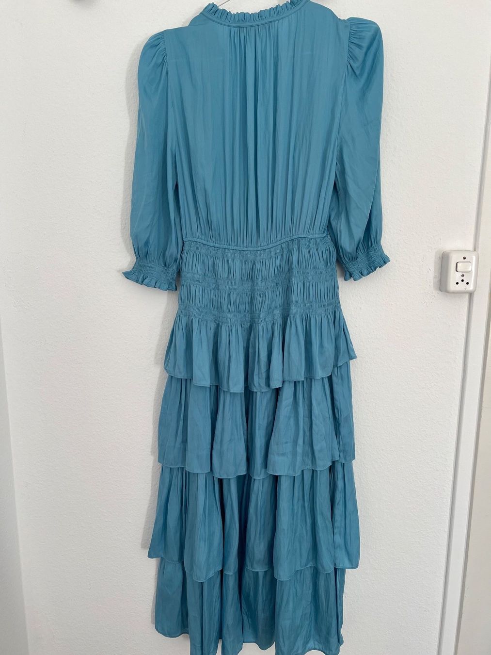 Maje Kleider: Maje, Kleid, Hellblau, Grösse 36 – Gebraucht aus Zürich von lisitsyna 1