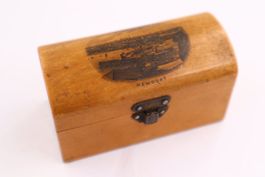 Maucheline Ware Mini Holz Truhe Newquai
