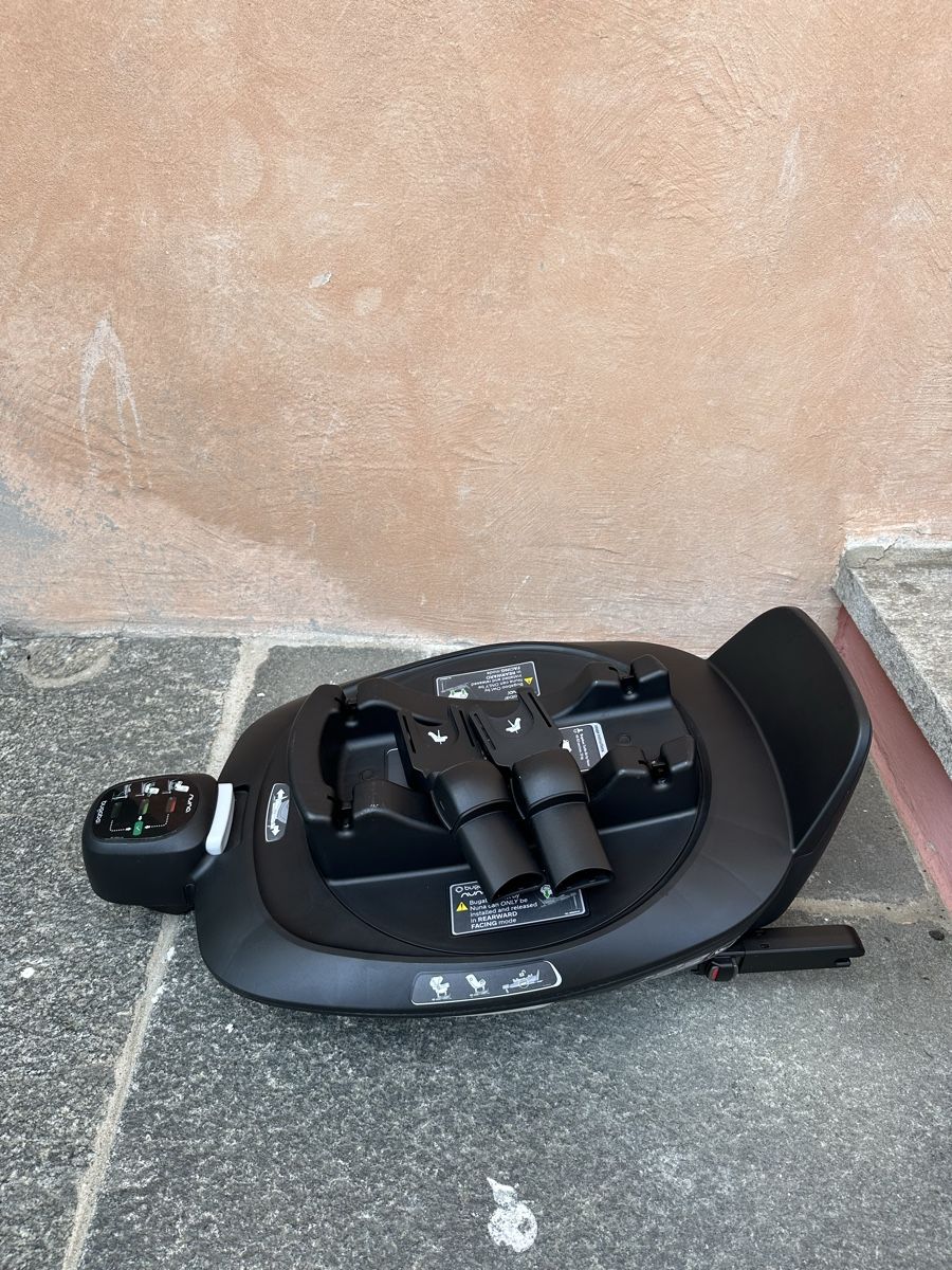 Bugaboo Seggiolini per auto: Bugaboo Turtle Air + isofix 360 base inkl. Adapter – Usato da Orselina venduto da GIONALERIPO 6