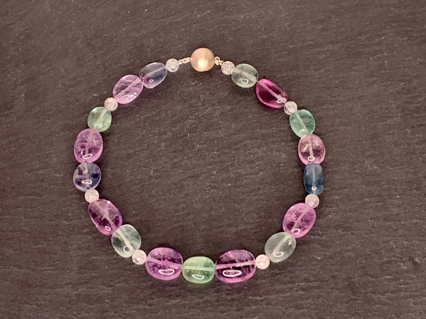 Catenine: Amethyst, Calcite & Bergkristall Halskette Silber – Nuovo e nell'imballaggio originale da Rüschlikon venduto da ThereseJewelryDesign 1