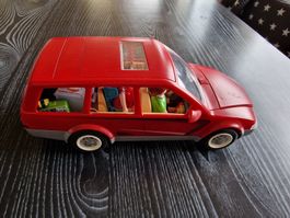 Playmobil Familienauto mit viel Zubehör