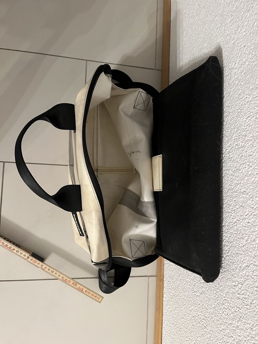 Freitag Borse da donna: Tasche Freitag Grigio M Schwarz gebraucht – Usato da Allschwil venduto da Manolictus 5