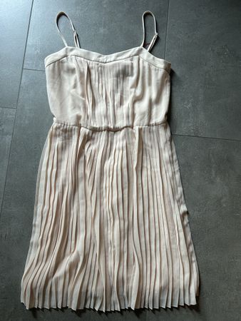 Wunderbares MINT & Berry PLISSÉ - KLEID ROSÉ