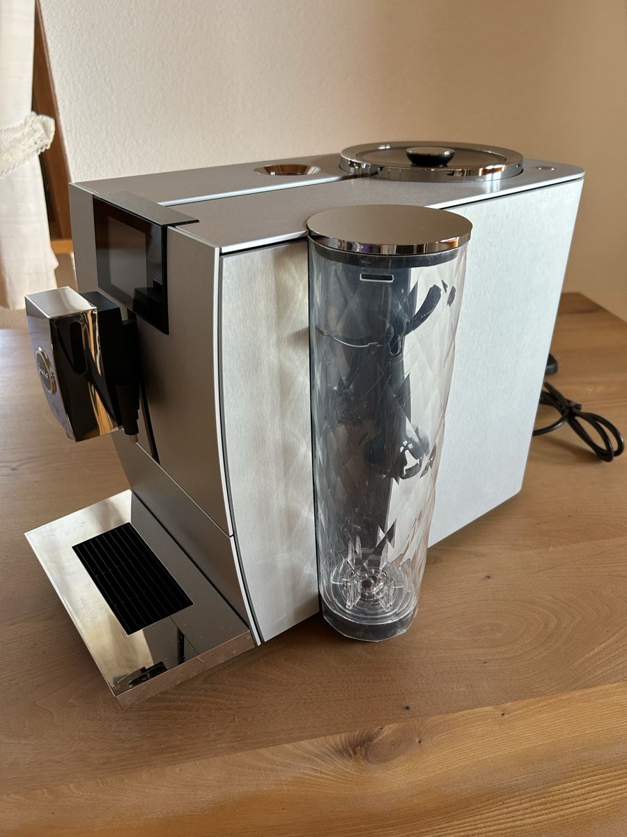 Machines à café & Machines à expresso: Jura ENA8 Massive Aluminium – D'occasion à Seedorf BE par willitouch 1