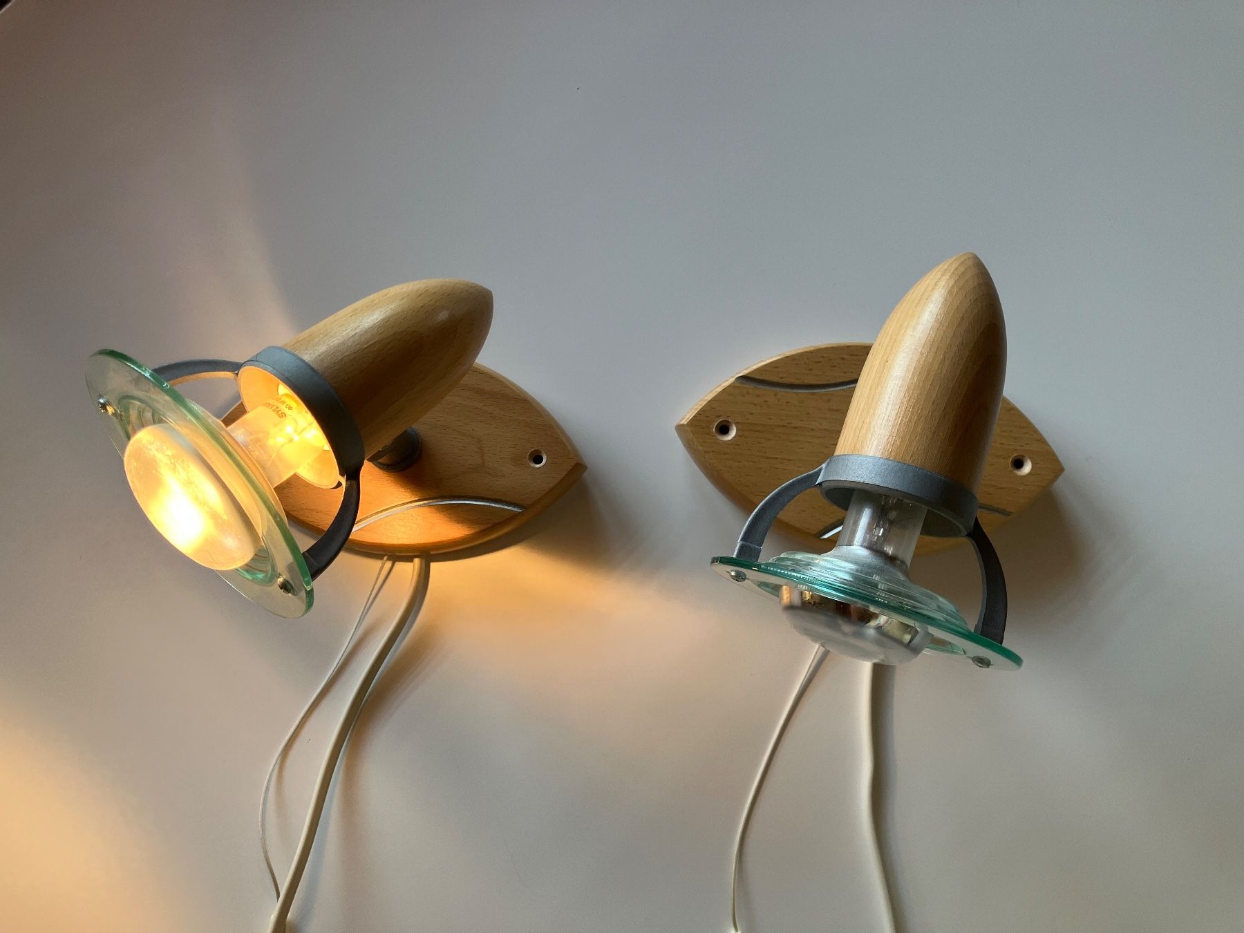 Lampen: Wandlampen Holz 2er Set – Gebraucht aus Rüti ZH von captnjohnny 2