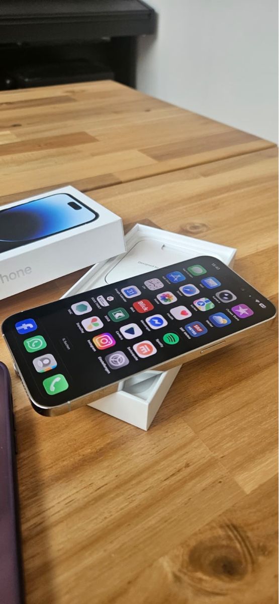 Apple Telefoni cellulari / Smartphones: Iphone 14 Pro Max – Usato da Flawil venduto da _likethat 2
