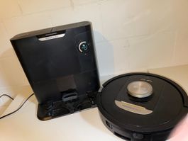 Saugroboter Shark PowerDetect mit Station guter Zustand