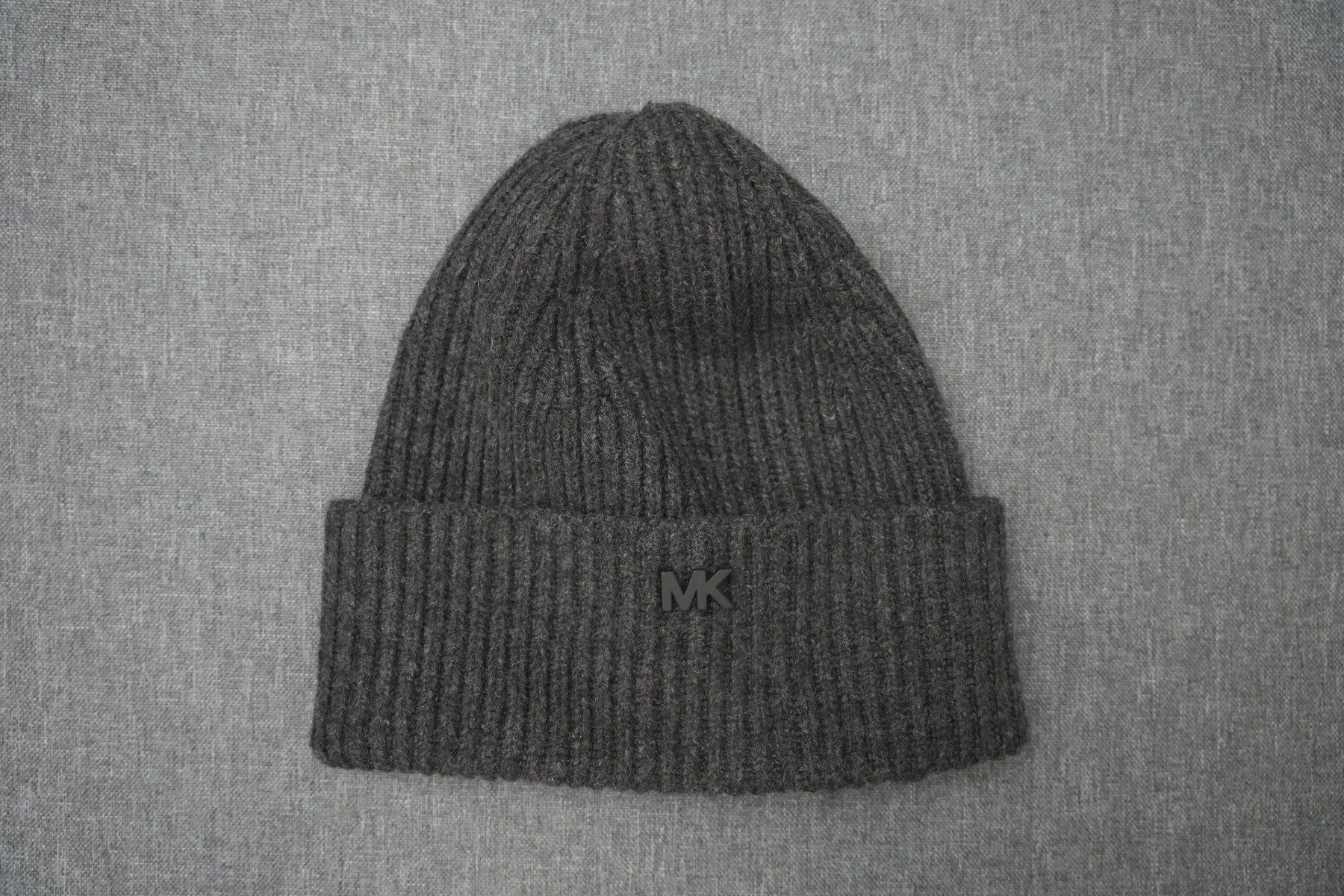 Michael Kors Chapeaux, bonnets & casquettes: Michael Kors Beanie – D'occasion à Neuchâtel par yan_lq56