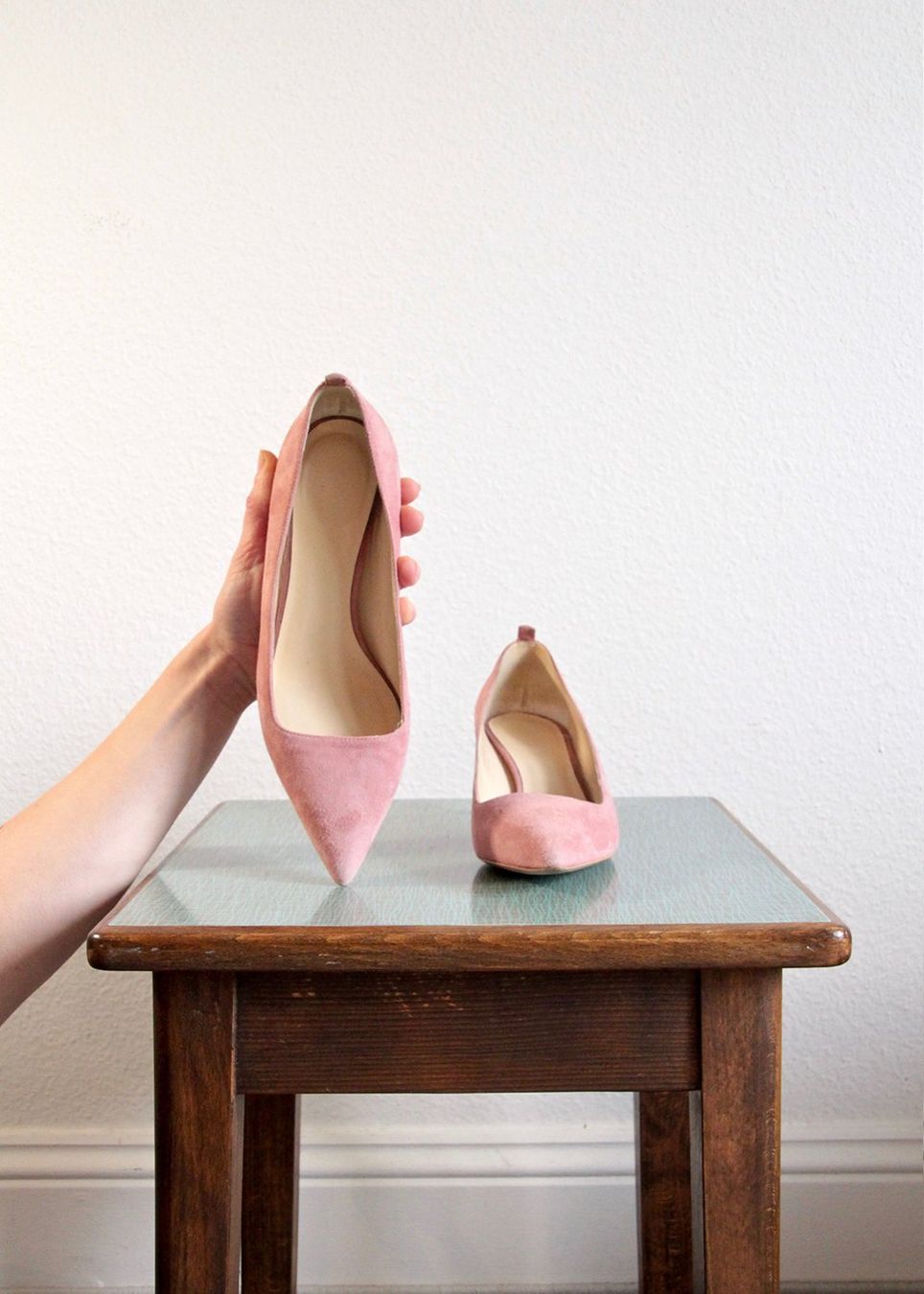 Everlane Scarpe da donna: Everlane Editor Heel Pink Suede – Usato da Buchs AG venduto da shoplio