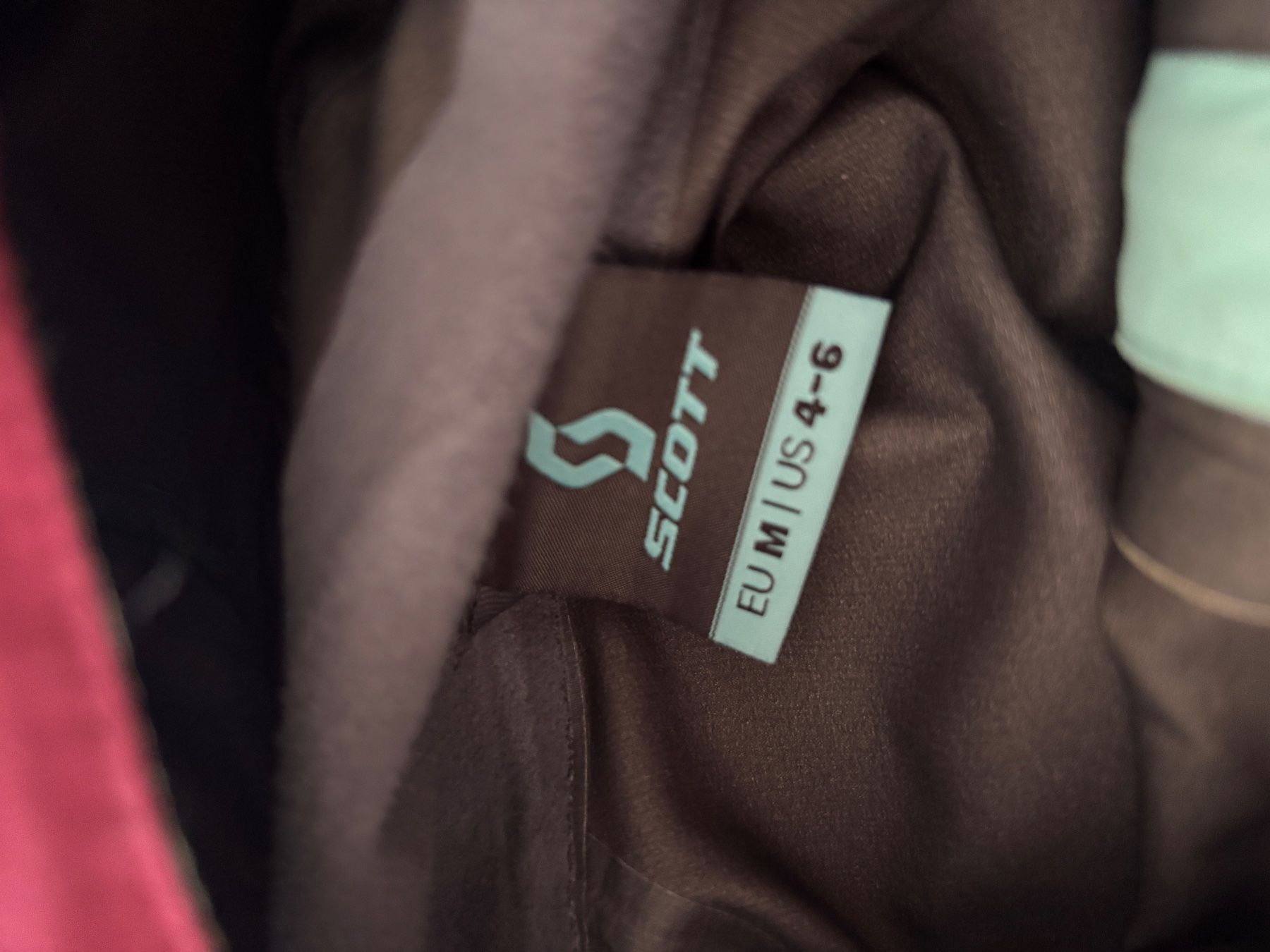 Scott Giacche: Scott Hardshelljacke Gr.M – Usato da Hasliberg-Hohfluh venduto da hasliberg79 2