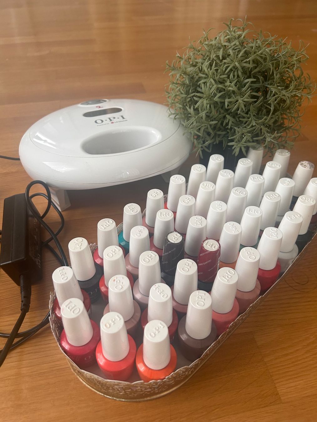 Smalto per unghie: OPI Gel Nagellack Set mit Lampe gebraucht – Usato da Meilen venduto da lounge02 1