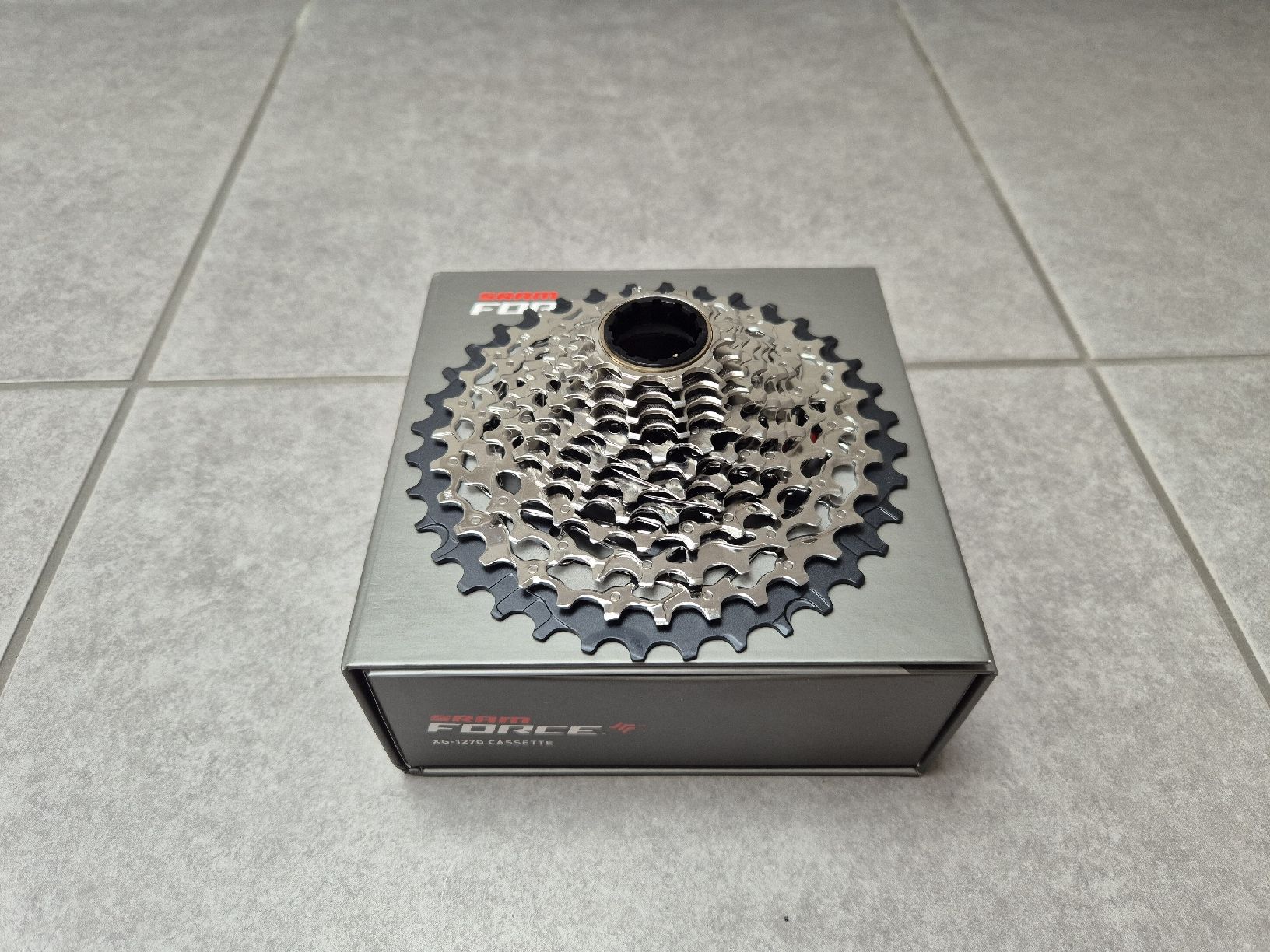 Sram Pezzi di ricambio: SRAM Force Kassette 12-fach 10-36 – Nuovo e nell'imballaggio originale da Wangen ZH venduto da Matty2000