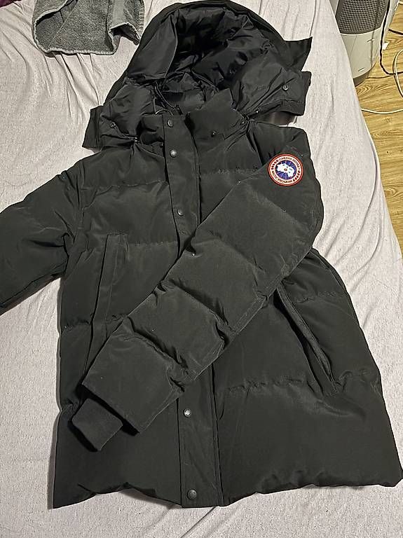 Canada Goose Giacche: Canada goose jacke XL – Usato da Studen BE venduto da jam_j5dq