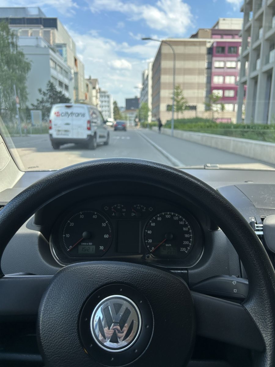 VW Automobili: VW Polo 1.4 schwarz – Usato da Glattpark(Opfikon) venduto da django0 7