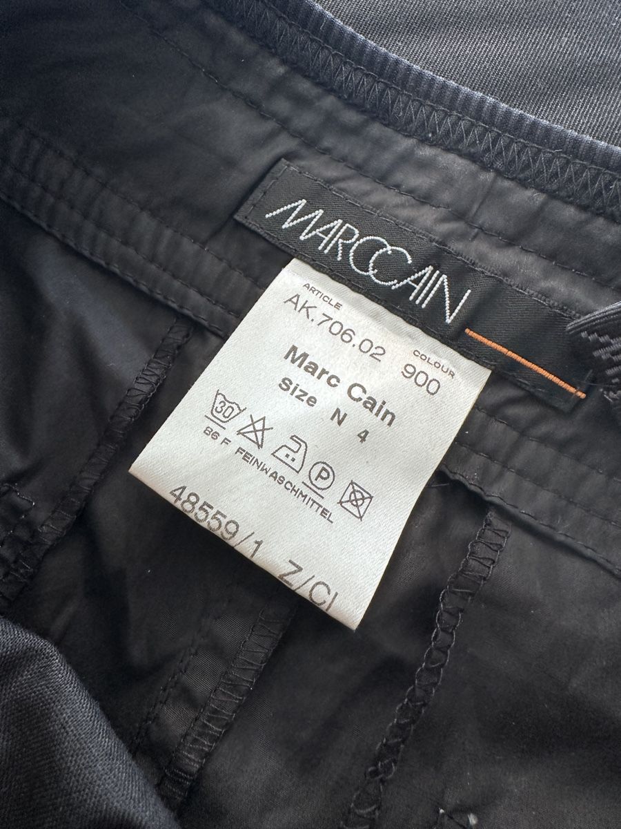 Marc Cain Röcke: Rock Marc Cain Grösse N4 schwarz  – Gebraucht aus Buchs SG von Sunie 3
