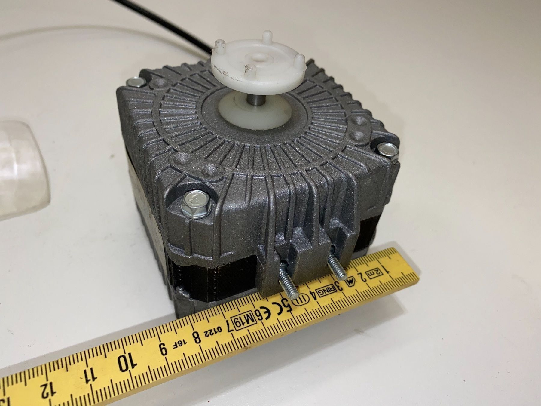 Ventilatori: Ventilator Motor Lüfter Propeller 200mm – Usato da Boswil venduto da ABLagerBoswil 7