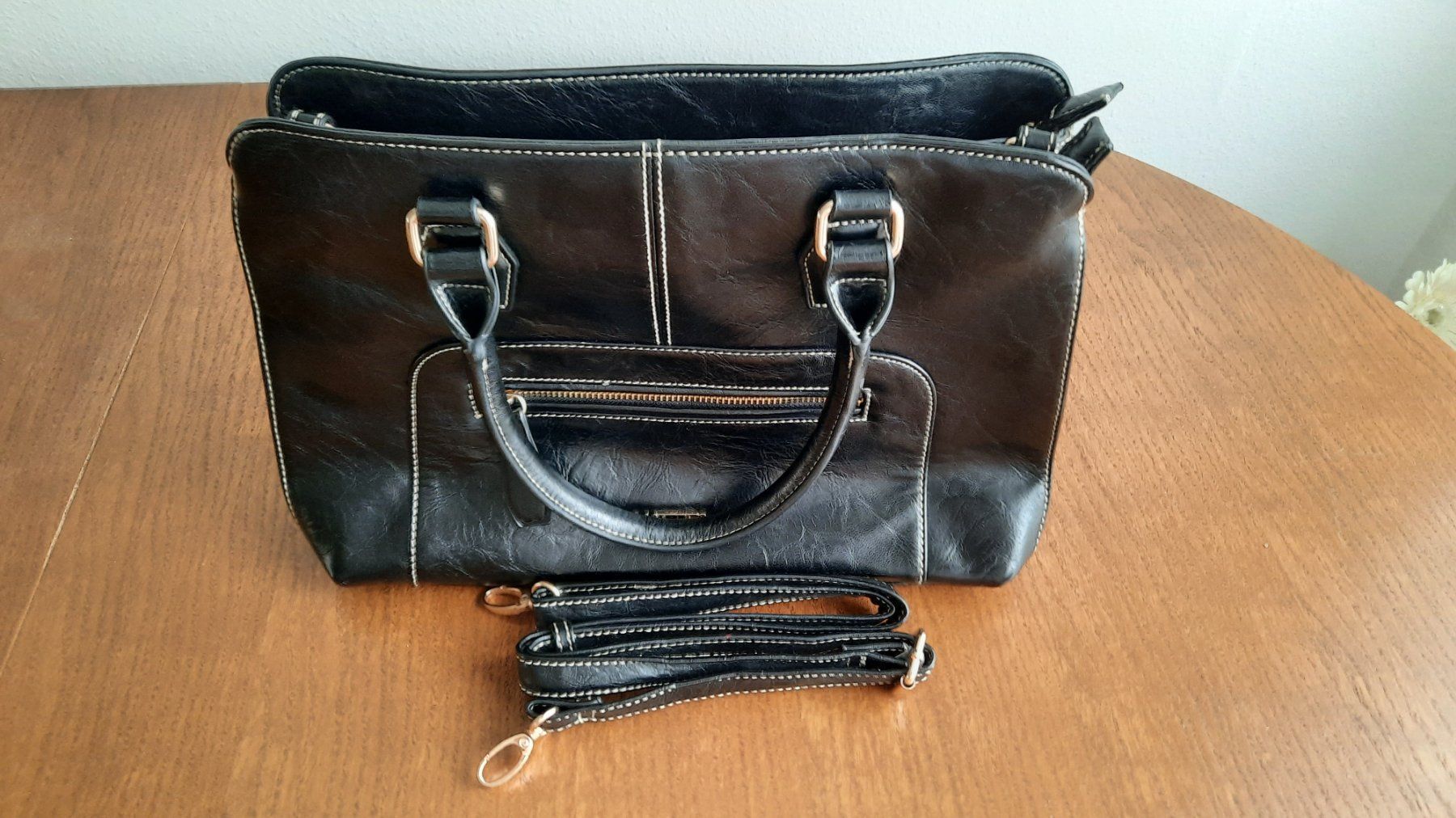 Taschen für Damen: MATTIES TASCHE – Gebraucht aus Aarau von crissta