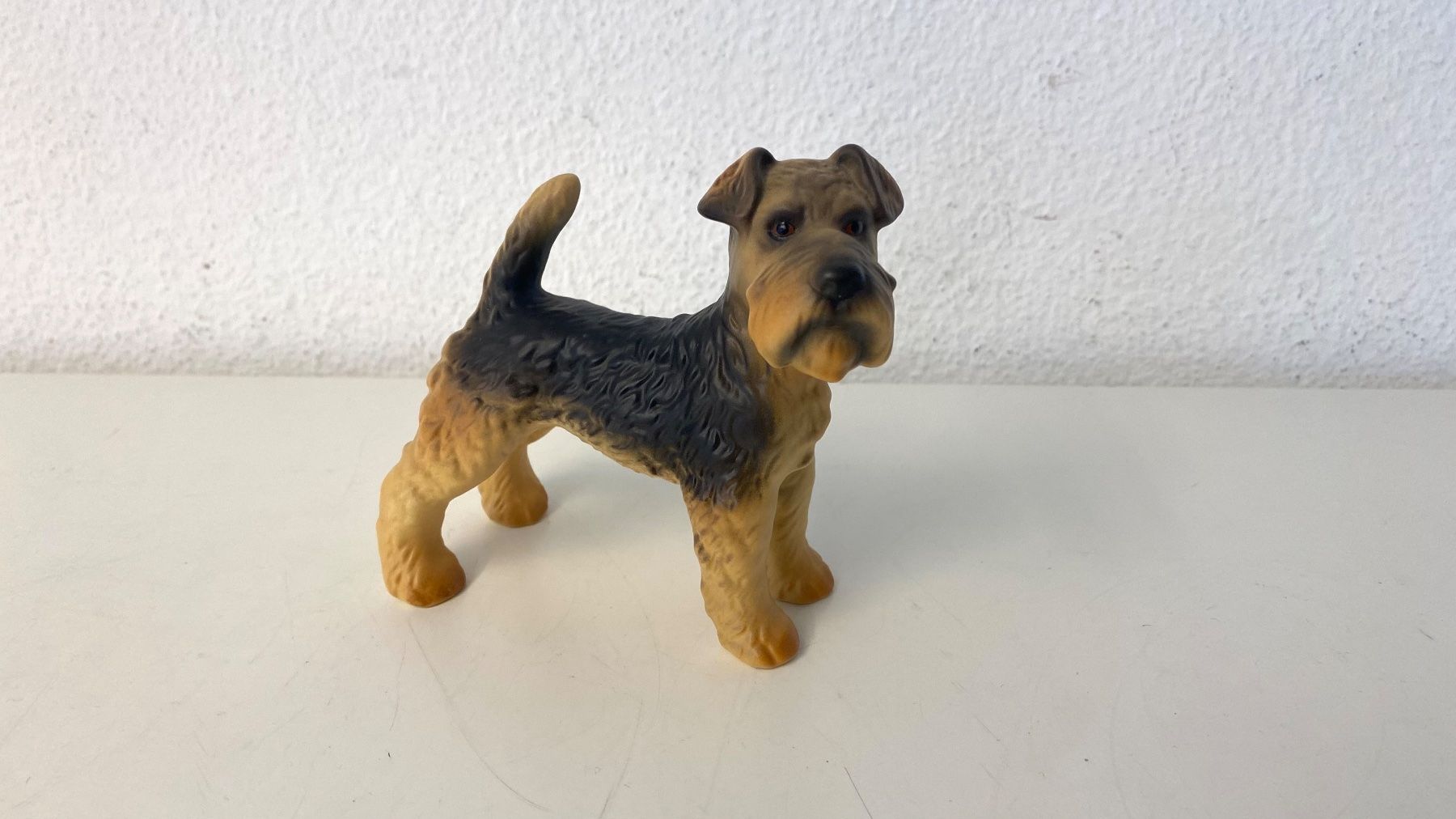 Figuren: GOEBEL Airedale Terrier – Gebraucht aus Zürich von Arche_Brockenhaus