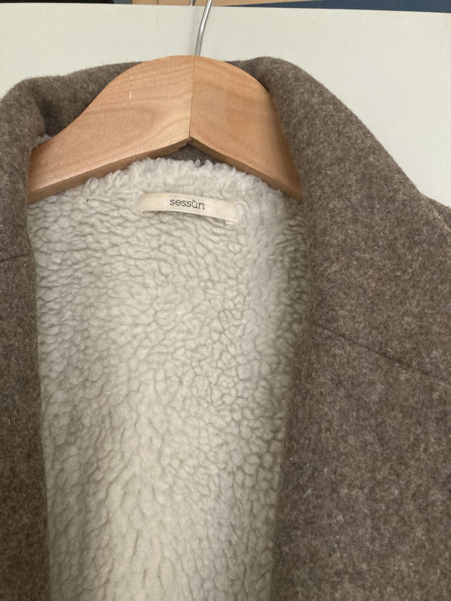 Sessun Cappotti: Sessun - Wintermantel oversized – Usato da Bern venduto da wieauchimmer78 1