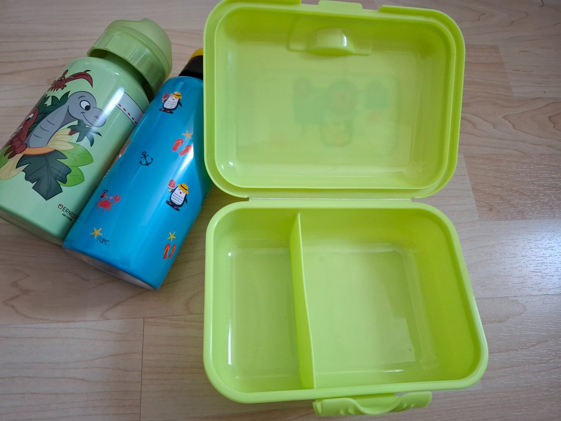 Borracce & Thermos: 2xTrinkflasche und 1xZnünibox – Usato da Oberurnen venduto da rotty80 1