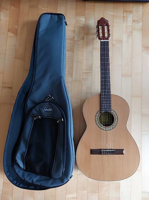 Strumenti musicali: Antonio Lorca Gitarre Mod. 8 inkl. Tasche – Usato da Flaach venduto da nad_xpb7